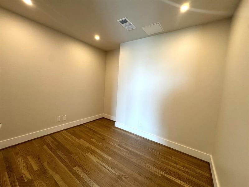 3401 Lee Parkway # 1906, Dallas TX 75219 - Photo 31