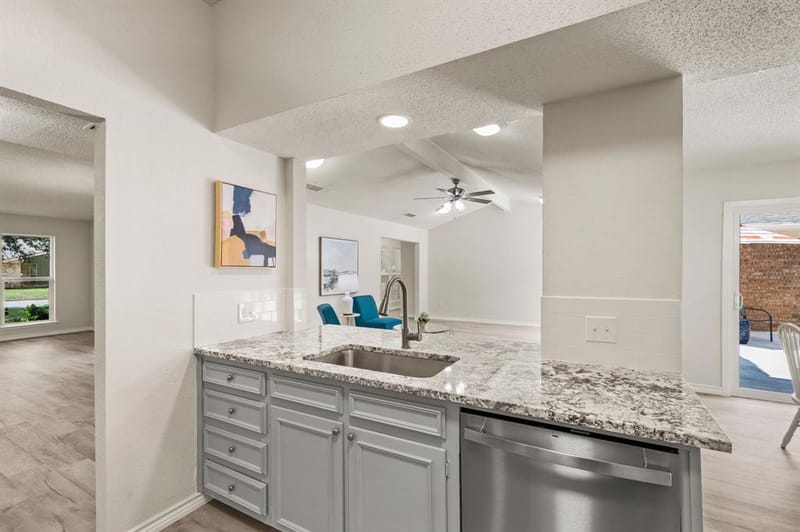 4905 Granite Shoals Avenue, Fort Worth TX 76103 - Photo 18