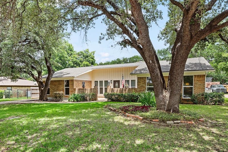 4905 Granite Shoals Avenue, Fort Worth TX 76103 - Photo 39