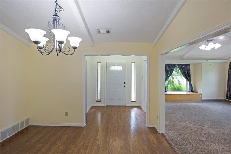 107 Oak Creek Lane, Ovilla TX 75154 - Photo 2