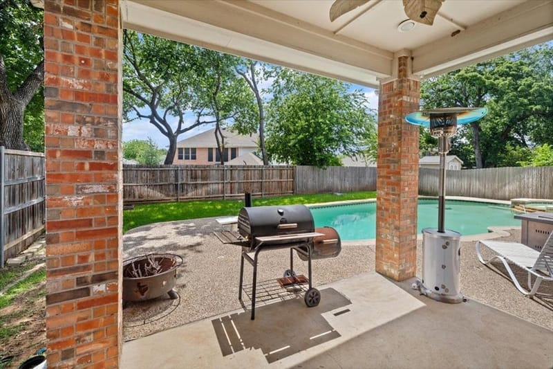 6705 Glade Drive, Arlington TX 76001 - Photo 17