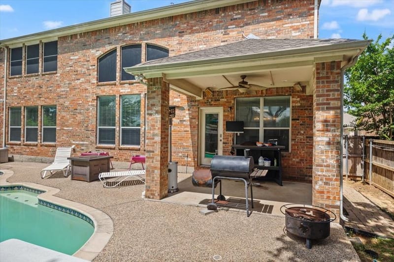 6705 Glade Drive, Arlington TX 76001 - Photo 14