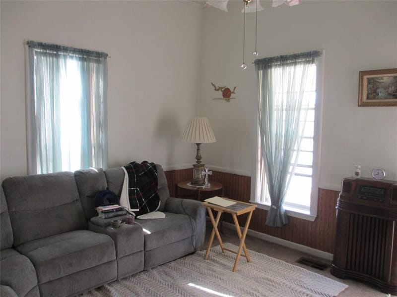 608 N Colorado Street, Whitney TX 76692 - Photo 12