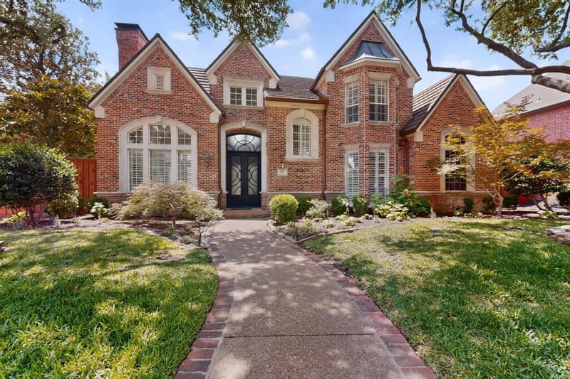 5700 Walden Drive, Plano TX 75093 - Photo 2
