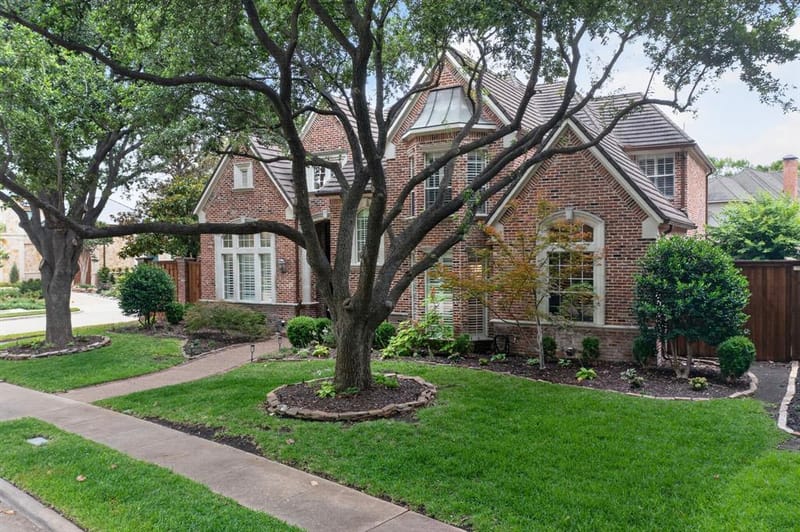 5700 Walden Drive, Plano TX 75093 - Photo 3