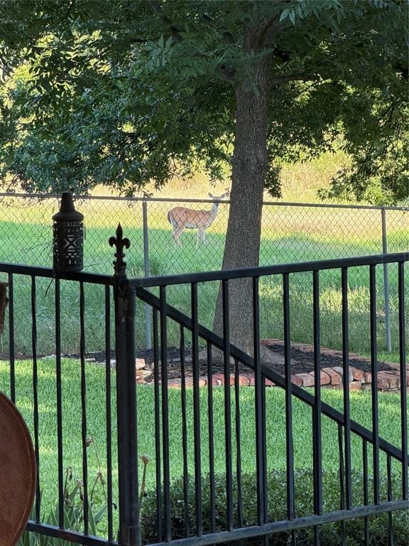 445 W Belknap Street, Jacksboro TX 76458 - Photo 8