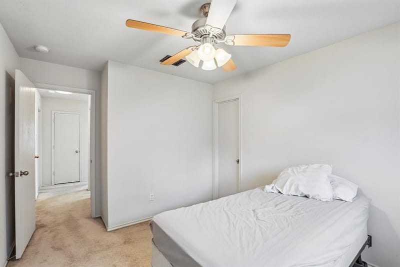 8111 Macgregor Drive, Arlington TX 76002 - Photo 16
