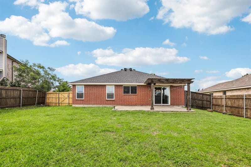 8111 Macgregor Drive, Arlington TX 76002 - Photo 22