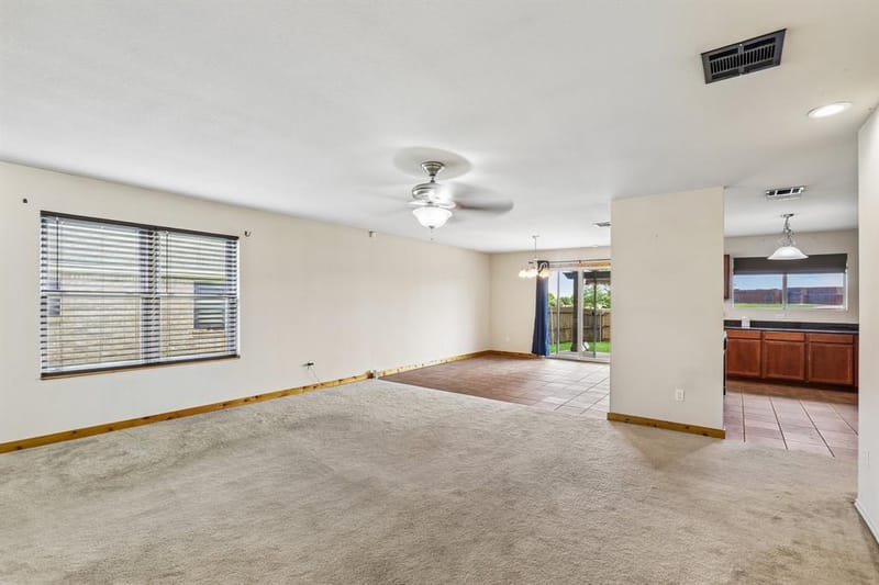 8111 Macgregor Drive, Arlington TX 76002 - Photo 8