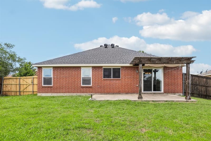 8111 Macgregor Drive, Arlington TX 76002 - Photo 21
