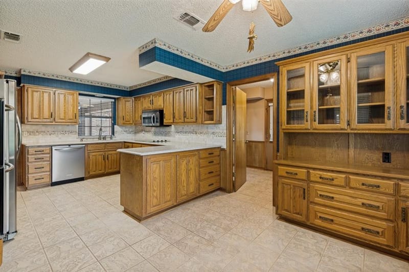5601 Dye Drive, Arlington TX 76013 - Photo 14