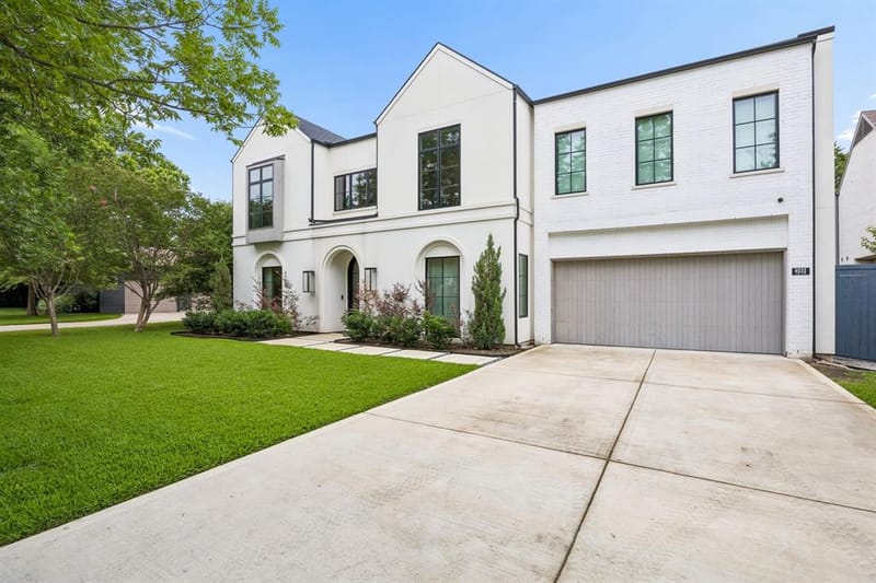 4032 Lively Lane, Dallas TX 75220 - Photo 2