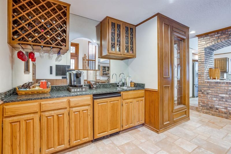 2006 Lake Country Drive, Arlington TX 76012 - Photo 13