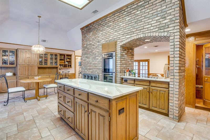 2006 Lake Country Drive, Arlington TX 76012 - Photo 10