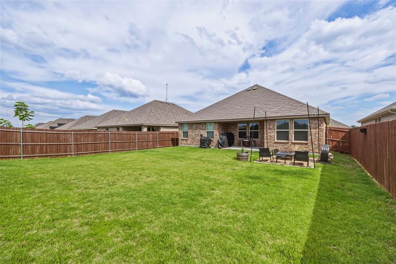 1210 Grand View Drive, Ennis TX 75119 - Photo 34