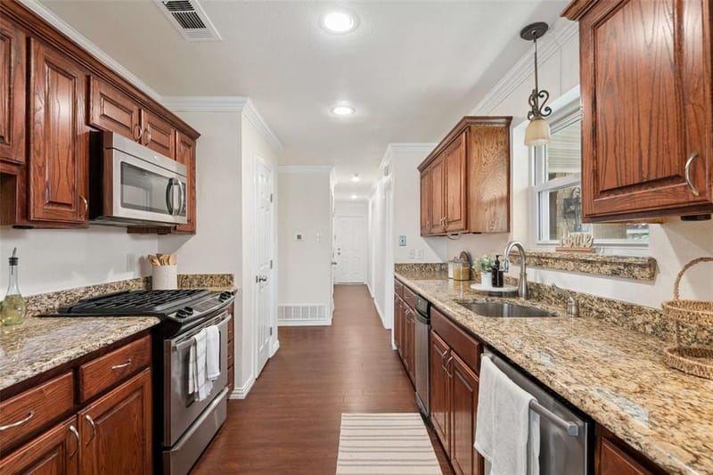 8937 Random Road, Fort Worth TX 76179 - Photo 9