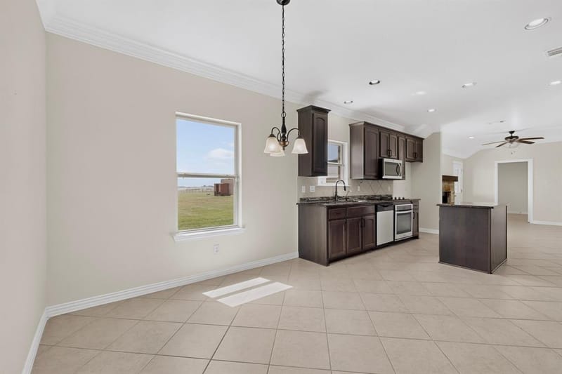 186 County Road 4430, Rhome TX 76078 - Photo 6