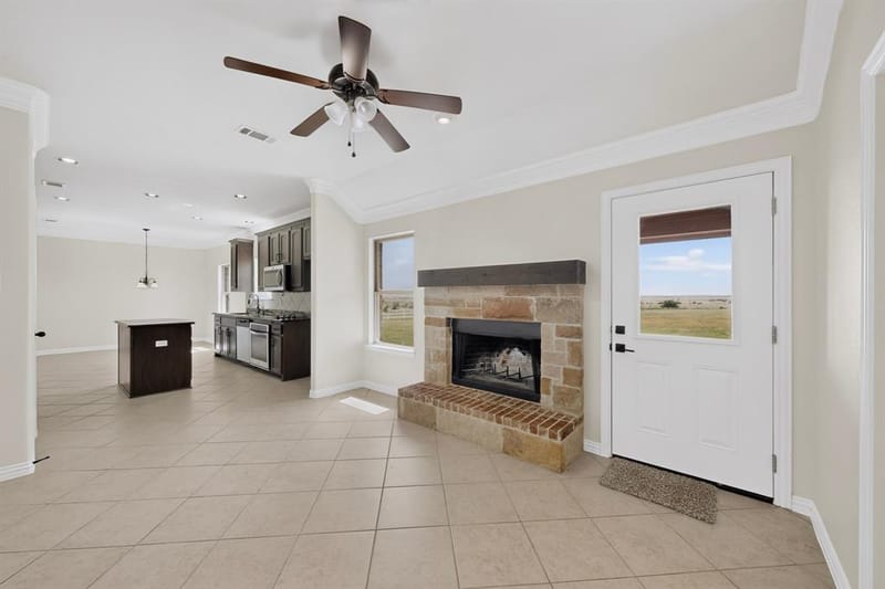 186 County Road 4430, Rhome TX 76078 - Photo 13