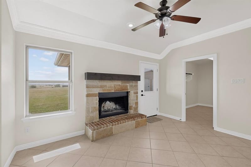 186 County Road 4430, Rhome TX 76078 - Photo 12