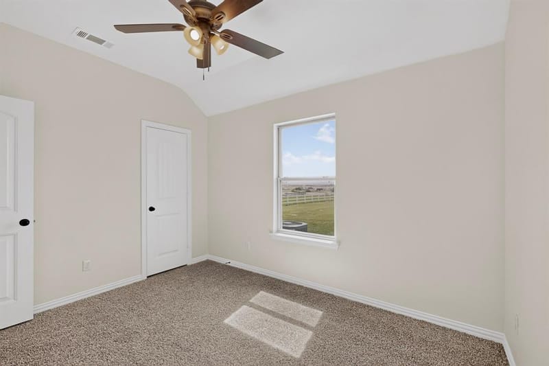 186 County Road 4430, Rhome TX 76078 - Photo 33