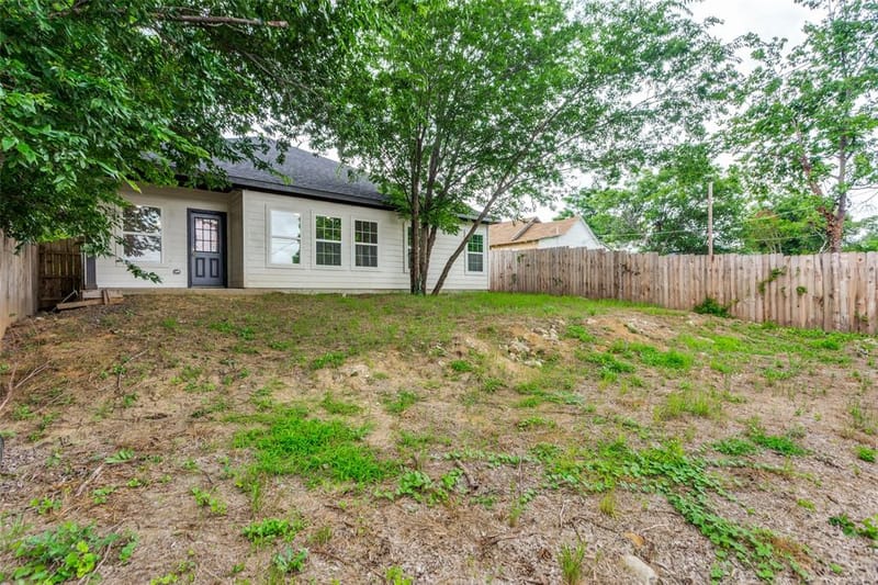 5520 Goodman Avenue, Fort Worth TX 76107 - Photo 32