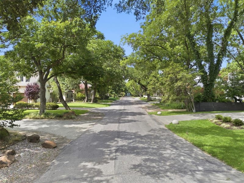 4329 Taos Road, Dallas TX 75209 - Photo 25