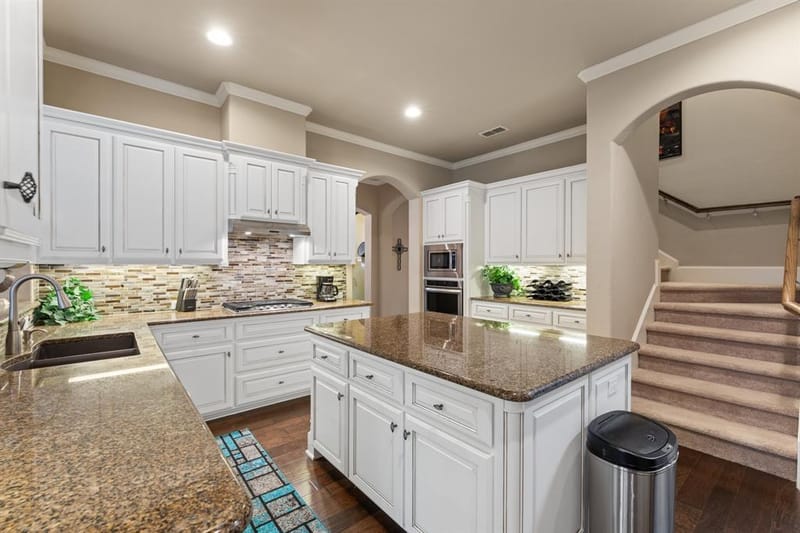 4711 Taylor Lane, Grapevine TX 76051 - Photo 9