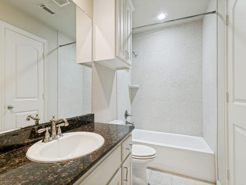 4304 Tree House Lane, Corinth TX 76208 - Photo 18