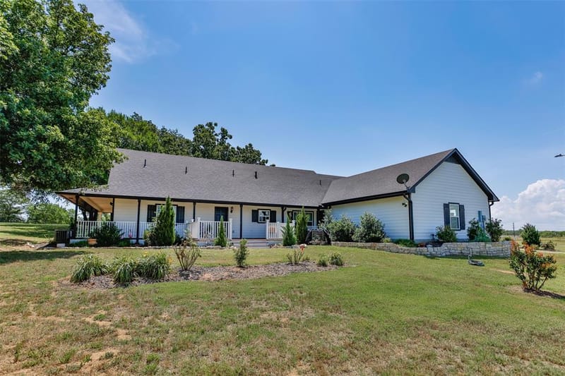 123 County Road 123, Gainesville TX 76240 - Photo 31