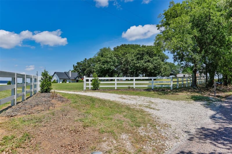 123 County Road 123, Gainesville TX 76240 - Photo 25