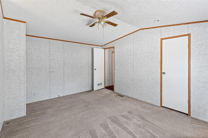 1321 Phoenix Court, Granbury TX 76048 - Photo 16