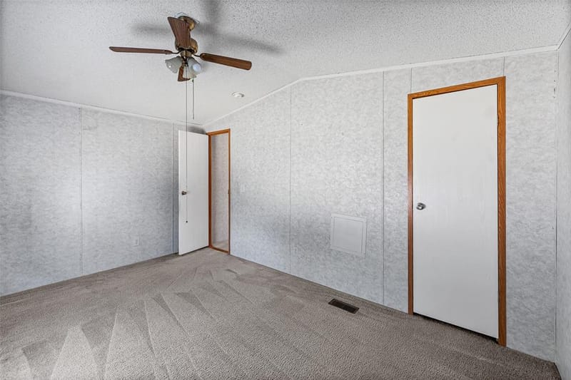1321 Phoenix Court, Granbury TX 76048 - Photo 22