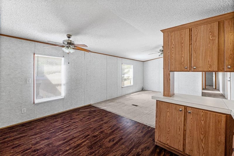 1321 Phoenix Court, Granbury TX 76048 - Photo 11