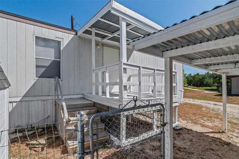 1321 Phoenix Court, Granbury TX 76048 - Photo 25