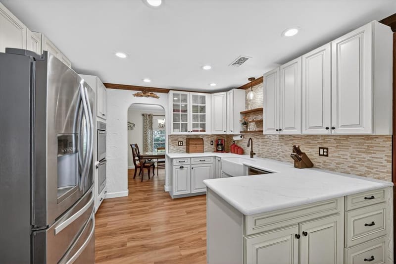 2214 Ravinia Drive, Arlington TX 76012 - Photo 6