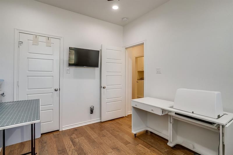 109 Crossroads Circle, Westworth Village TX 76114 - Photo 35