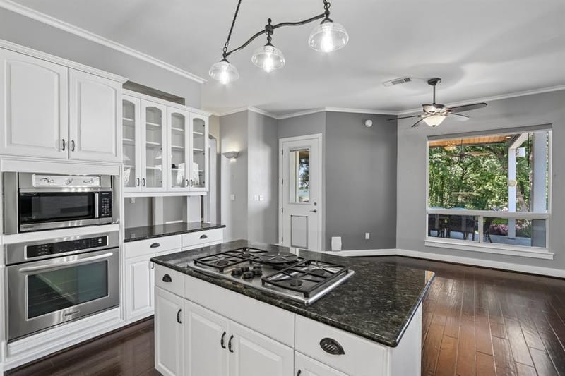 823 Carrie Court, Lakewood Village TX 75068 - Photo 11
