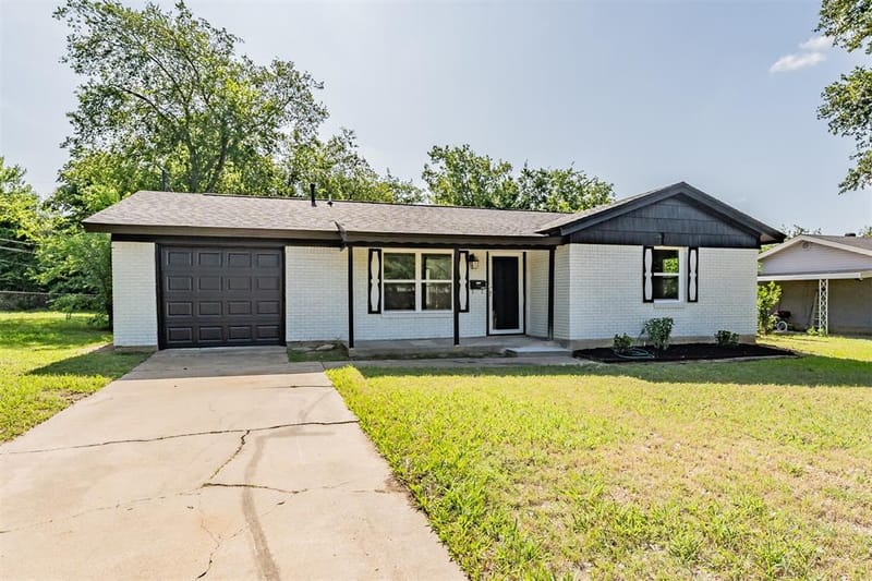 4920 Colorado Boulevard, North Richland Hills TX 76180 - Photo 2