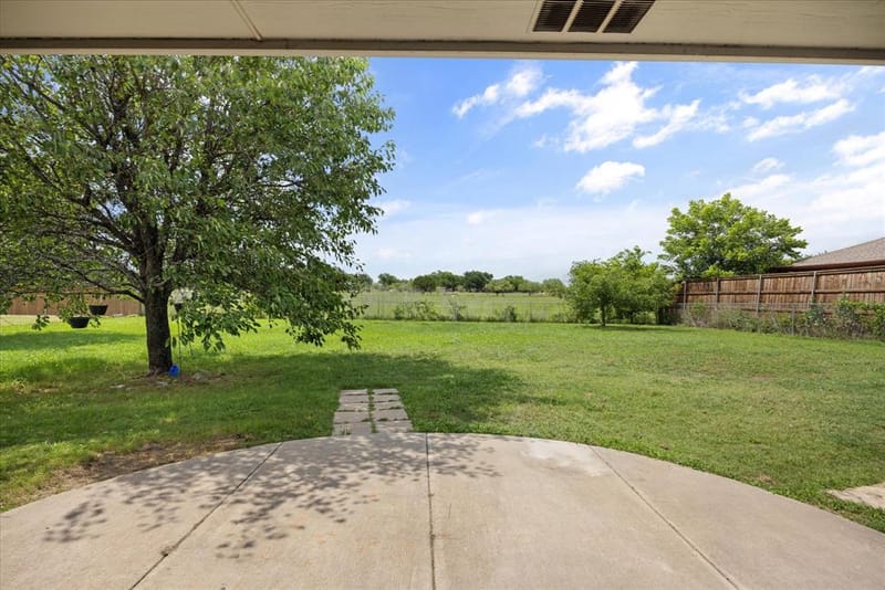 1904 Lazy Court, Granbury TX 76048 - Photo 23