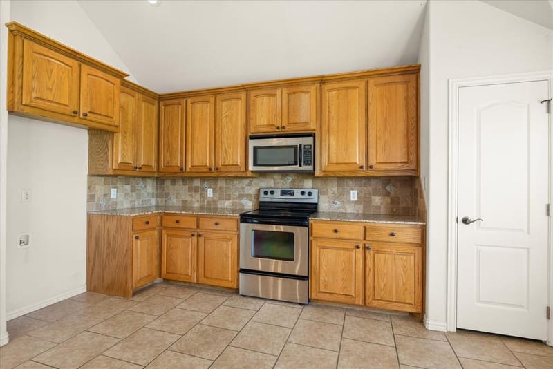 1904 Lazy Court, Granbury TX 76048 - Photo 6