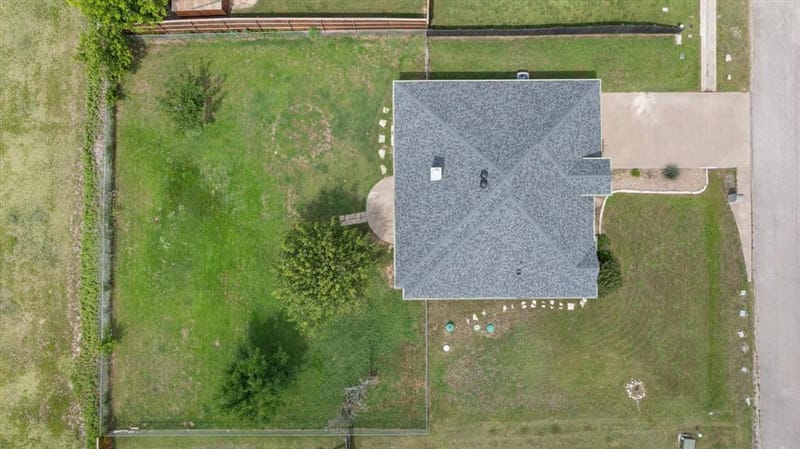 1904 Lazy Court, Granbury TX 76048 - Photo 30