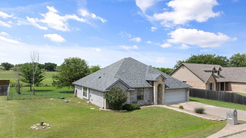 1904 Lazy Court, Granbury TX 76048 - Photo 35
