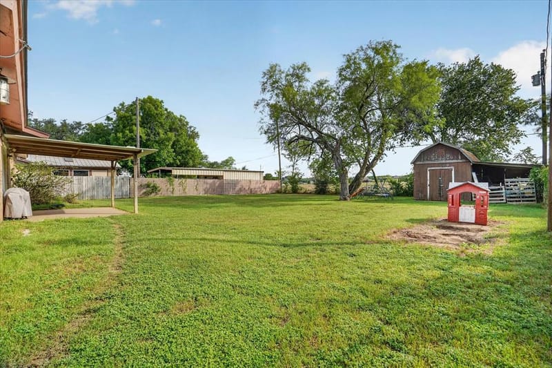408 Grandview Drive, Granbury TX 76049 - Photo 16