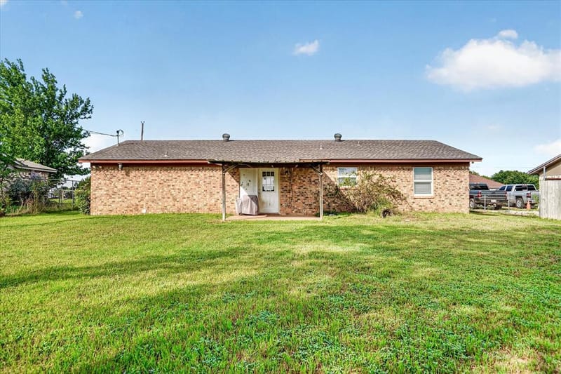 408 Grandview Drive, Granbury TX 76049 - Photo 15