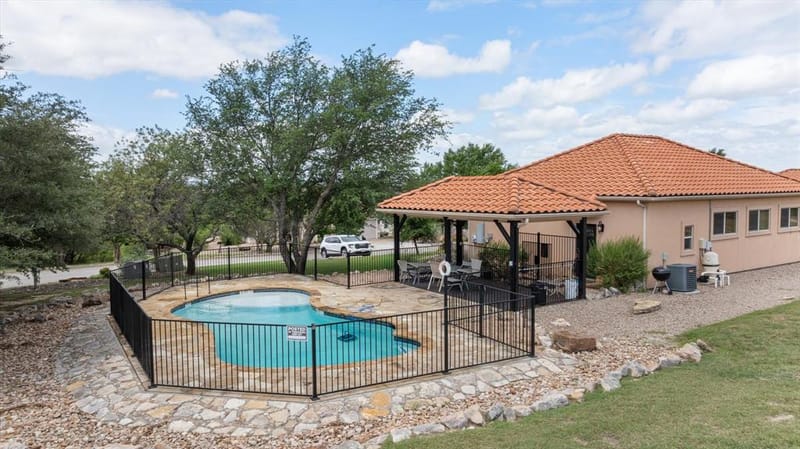 110 Valley View, Glen Rose TX 76043 - Photo 39