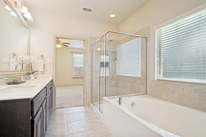 2925 Cedar Ridge Lane, Fort Worth TX 76177 - Photo 5