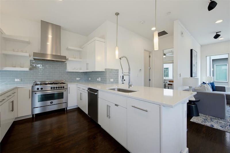 1915 Summit Avenue # 1, Dallas TX 75206 - Photo 5