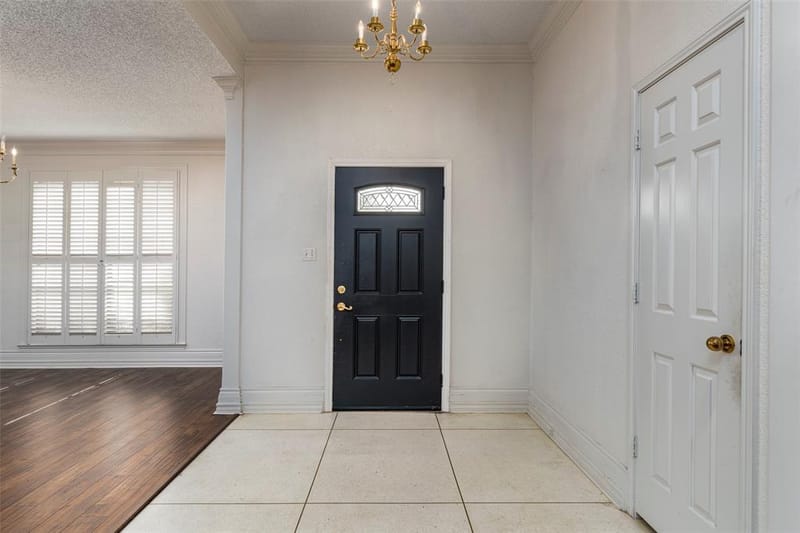 7454 Queensbury Circle, Fort Worth TX 76133 - Photo 6