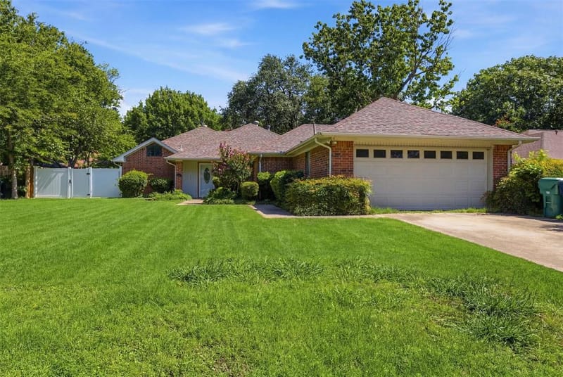 1501 Pickwick Lane, Denton TX 76209 - Photo 2