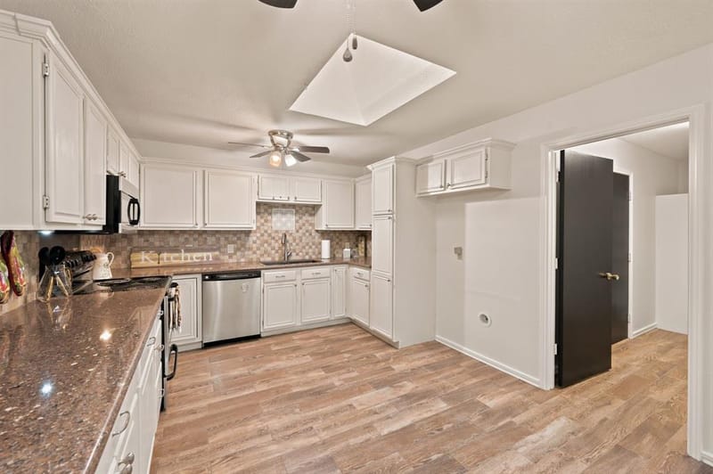 7921 Gardengate Lane, Fort Worth TX 76137 - Photo 11
